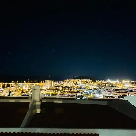Апартаменты Sunset View At Port Royale With Heated Pool And Free Wi-fi